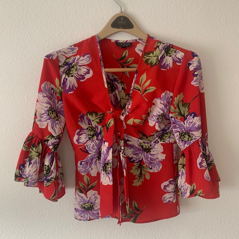 Top shop front tie top
